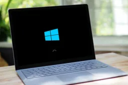 После обновления Windows 10 не запускается система