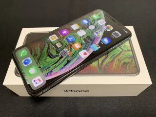 Apple iPhone Xs Max 64GB