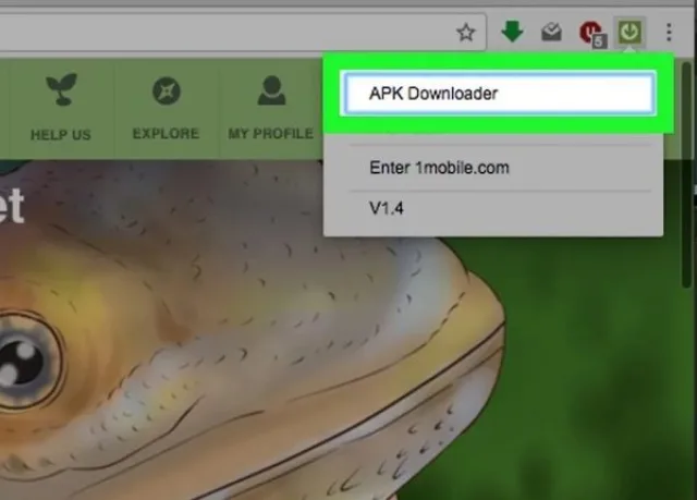 Нажимаем на «APK Downloader»
