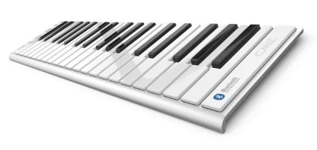 CME Xkey Air 37 Bluetooth и USB MIDI-контроллер