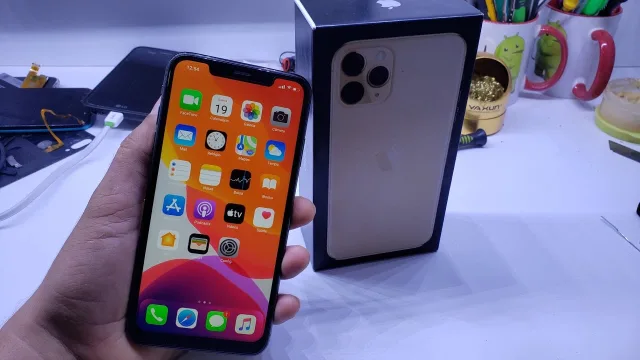 Apple iPhone 11 Pro Max 64GB