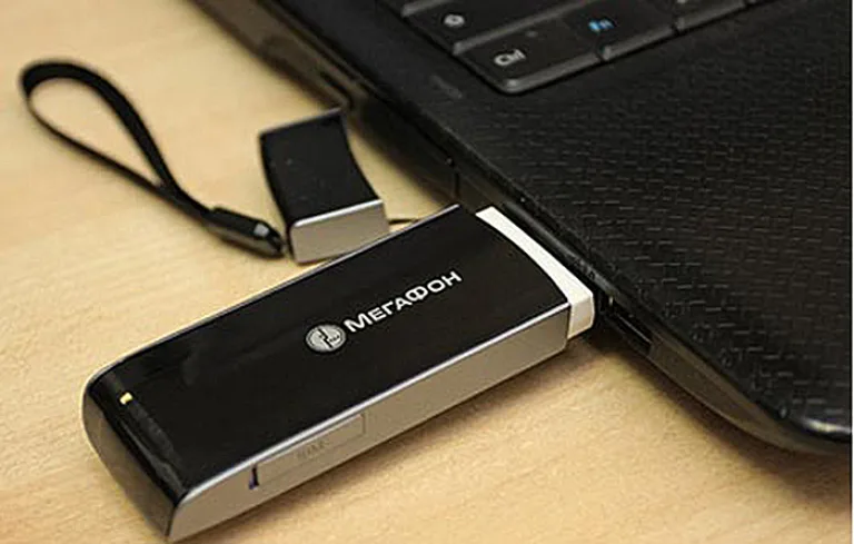 Подключаем устройство к разъему «USB»