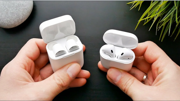 Сравнение беспроводных наушников AirDots Pro и AirPods