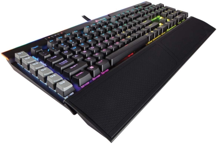 Corsair K95 RGB PLATINUM Rapidfire