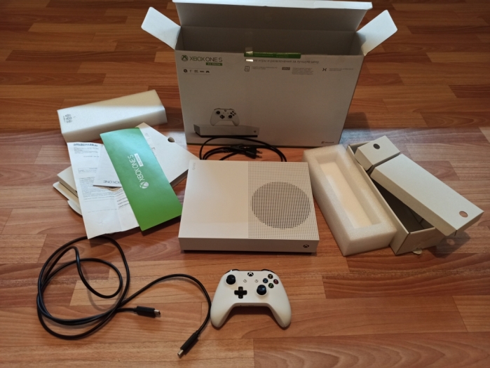 Комплектация Xbox One S All-Digital Edition