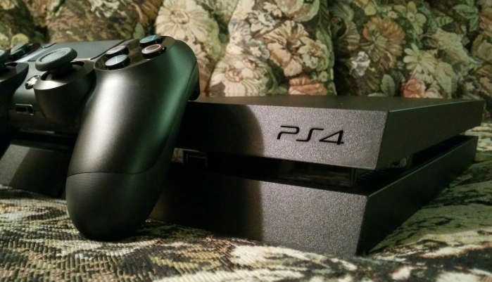 PlayStation 4 - игровая приставка восьмого поколения, выпускаемая японской компанией Sony